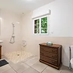 G2366